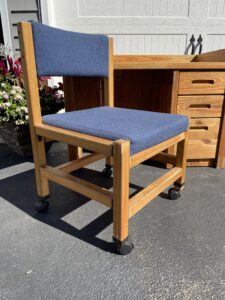 2 Desks with Shelves & Dresser 2696560d